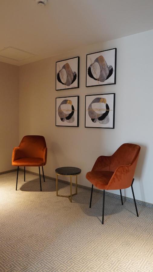 Hotel Sorin Mihai Cristian  Buitenkant foto