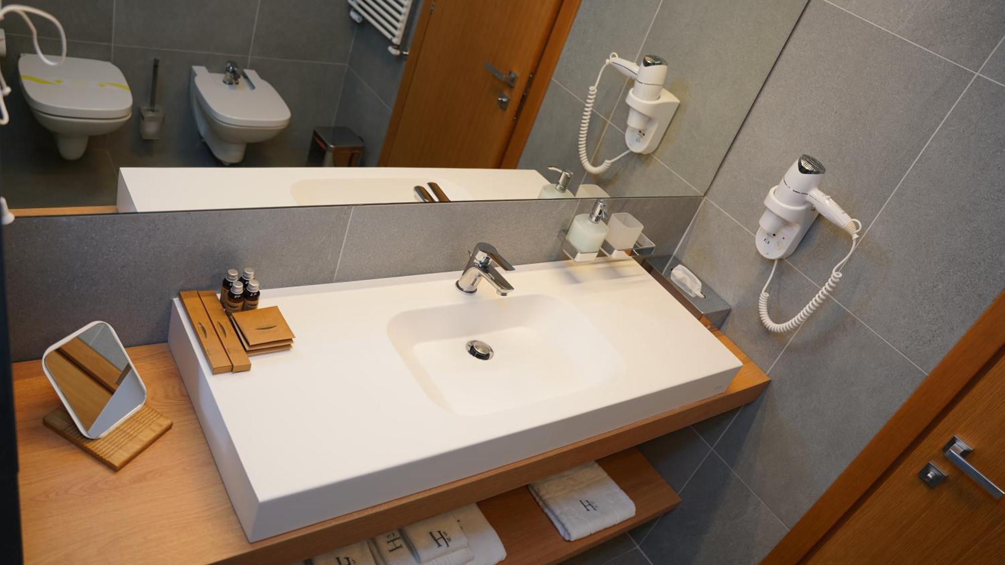 Hotel Sorin Mihai Cristian  Buitenkant foto